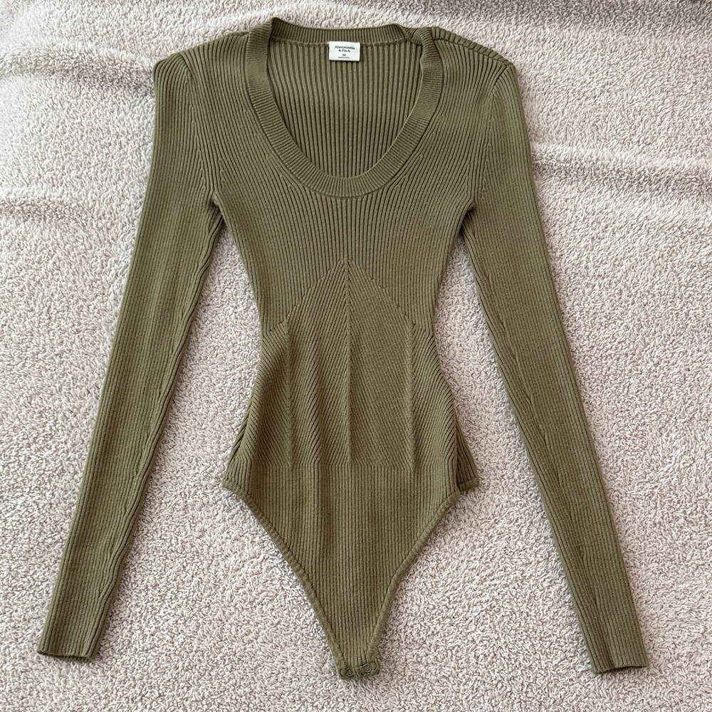 Abercrombie and fitch bodysuit